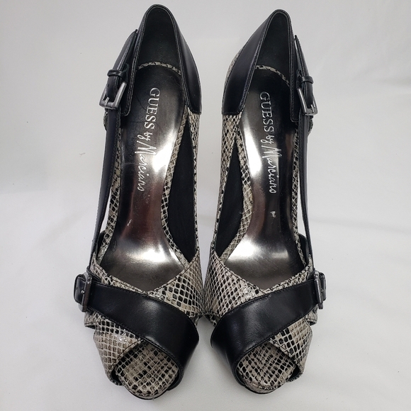 Guess Pumps by Marciano Snake print pump - Picture 2 of 8